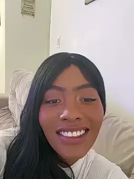 Lindabebezinha  live sex cam