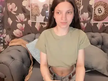 MelaniGrand  live sex cam