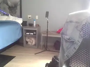 SlimBeenBadd1981  live sex cam