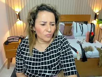 Luciana_ballesteros_  live sex cam