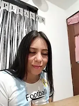 Gatita-fiufiu  live sex cam