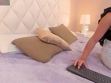 Gia__evanss  live sex cam
