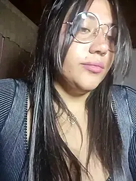 KATYGONZALEZ  live sex cam