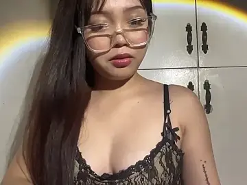 KarieTidey  live sex cam