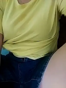 Milk_Mom99  live sex cam
