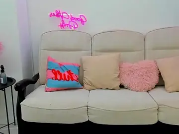 MissRuso  live sex cam