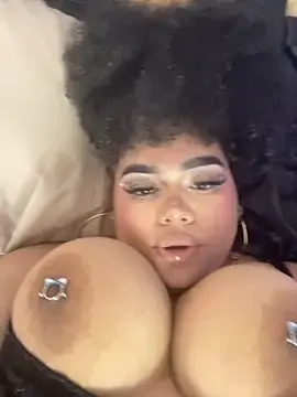 SunniieeFrequency  live sex cam