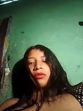 Alisontitsmilk19  live sex cam