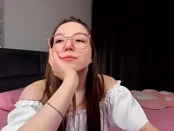 Daddy_digger  live sex cam