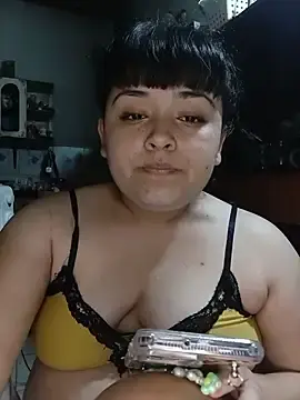 Luu_19  live sex cam