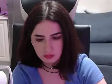 Regina_glow  live sex cam