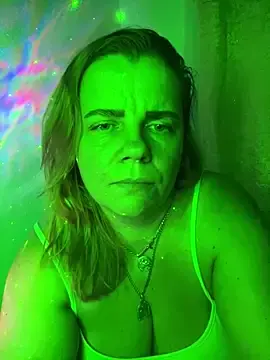 SolarFree16  live sex cam