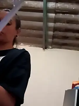 Blue_and_whithe  live sex cam