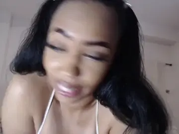 Kourtney4lov3  live sex cam
