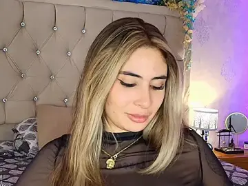 Nini_love01  live sex cam