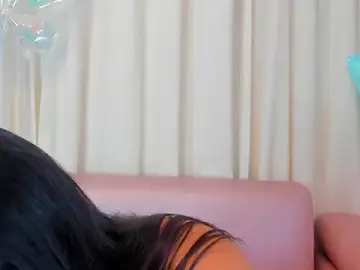 Samanthaevans4  live sex cam