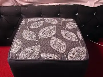 Suzzyho  live sex cam