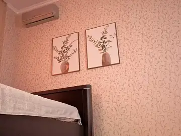 AveloriaLove  live sex cam