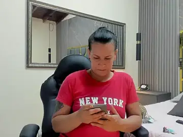 Britney_taylor_  live sex cam