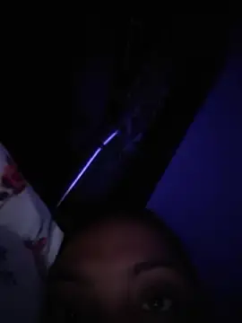 BubblePopQueen  live sex cam