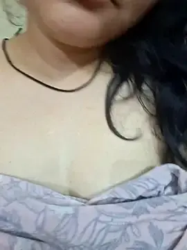 Doll_Nepali  live sex cam