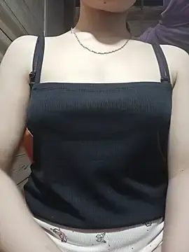 LucyyLy  live sex cam