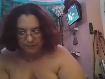 Lil-gemini-hippy  live sex cam