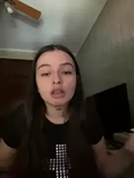 Lolacremosaysuave  live sex cam