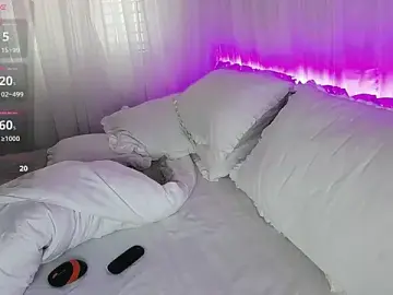 Mirrame  live sex cam