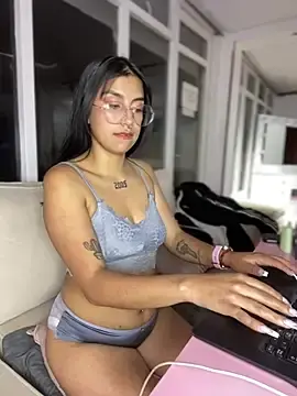 GabyLopez_Pink  live sex cam