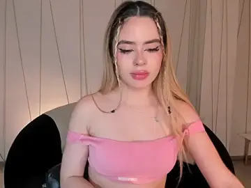 JuanitaClay  live sex cam