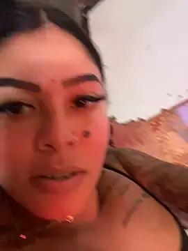 Kris_santos  live sex cam