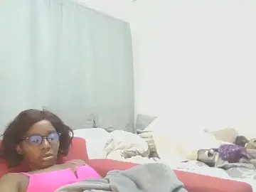 Sexxybella27  live sex cam