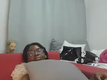Sexxybella27  live sex cam