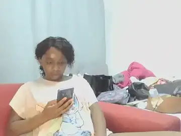Sexxybella27  live sex cam