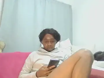 Sexxybella27  live sex cam