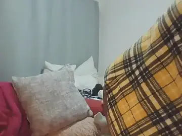 Sexxybella27  live sex cam
