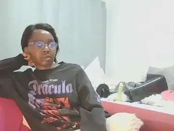 Sexxybella27  live sex cam