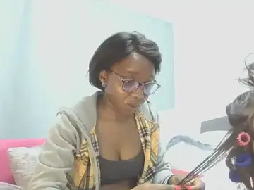 Sexxybella27  live sex cam