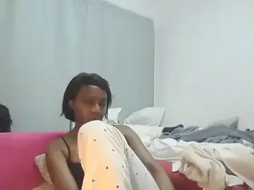 Sexxybella27  live sex cam