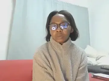 Sexxybella27  live sex cam