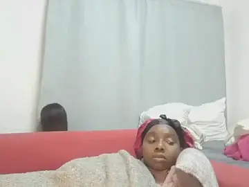 Sexxybella27  live sex cam