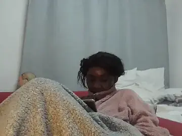 Sexxybella27  live sex cam