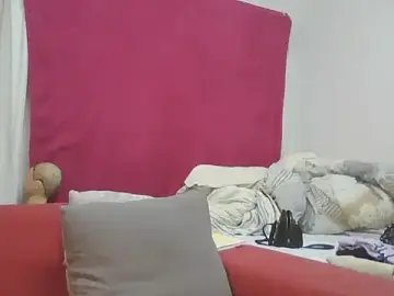 Sexxybella27  live sex cam