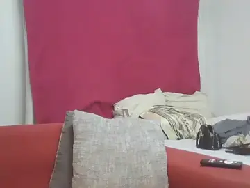 Sexxybella27  live sex cam