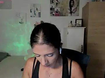 Veronikolsen-  live sex cam