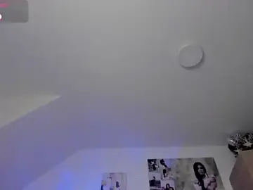 Veronikolsen-  live sex cam