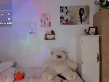 Veronikolsen-  live sex cam