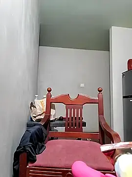 Linsyboobs  live sex cam