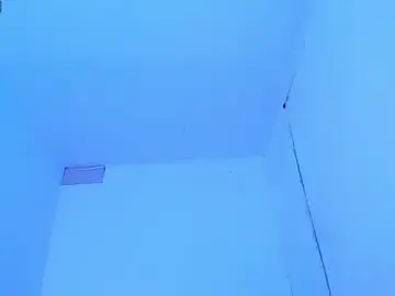 Milkqueenboobs  live sex cam